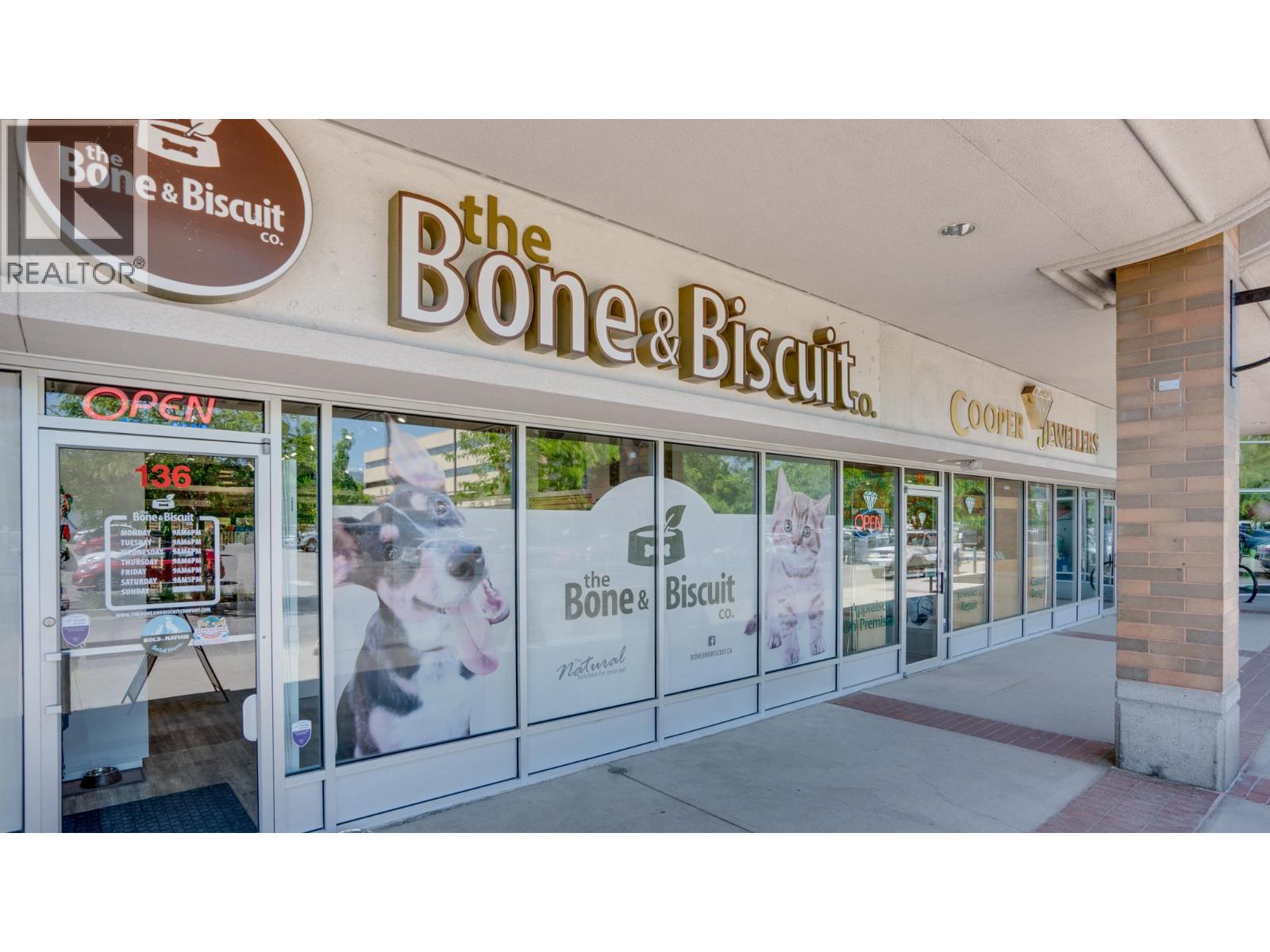 136 - 1876 Cooper Road, Springfield, Kelowna by JUDGE TEAM 136 - 1876 Cooper Road, Springfield, Kelowna