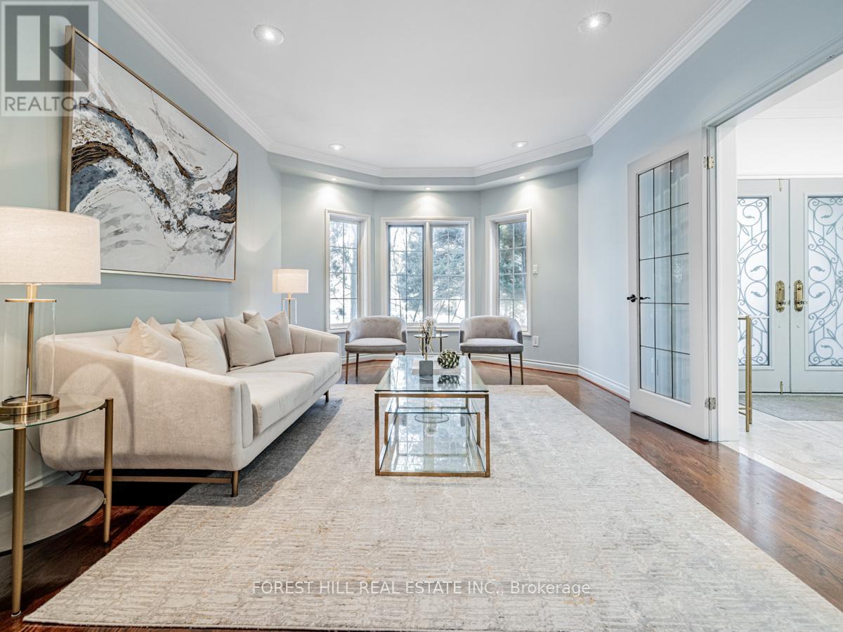 Property at 55 DIREZZE COURT image 3