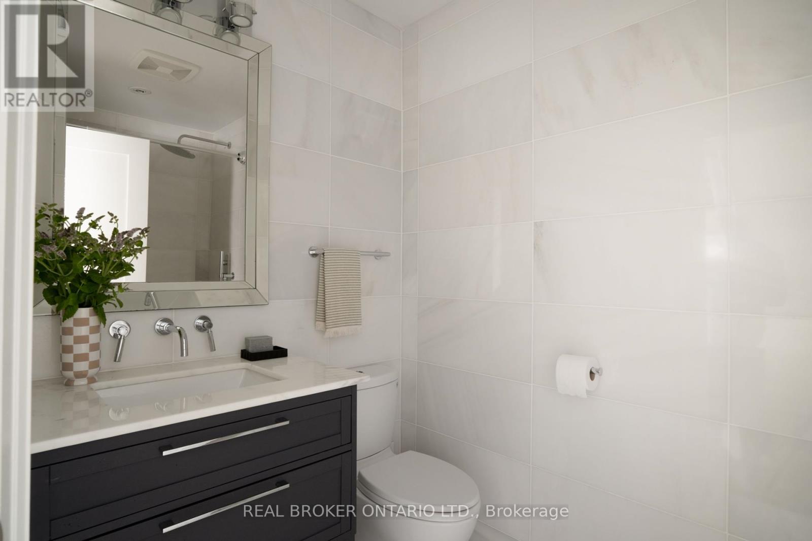 20 Laskay Lane, King, Ontario  L7B 1K4 - Photo 21 - N12389068