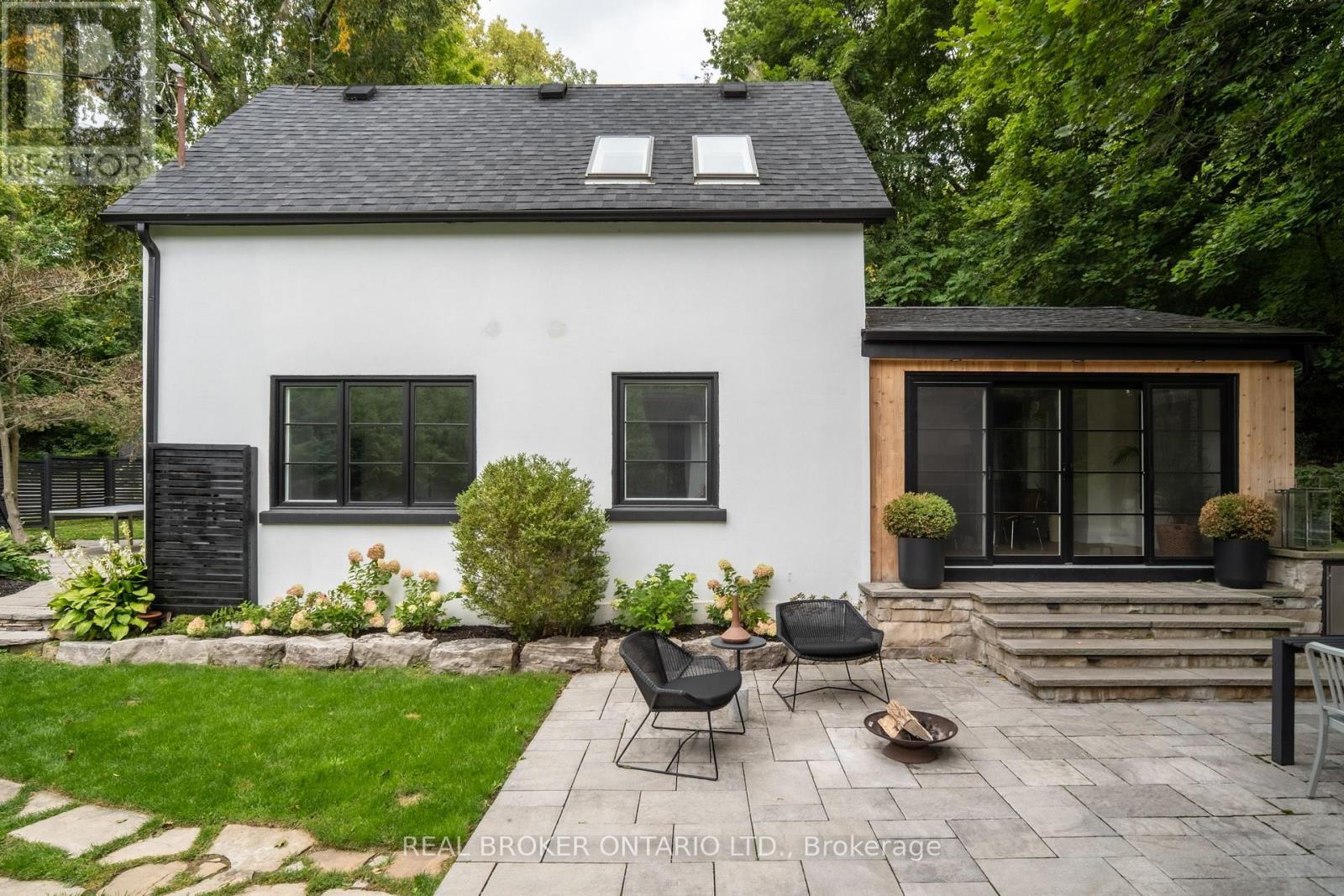 20 Laskay Lane, King, Ontario  L7B 1K4 - Photo 29 - N12389068