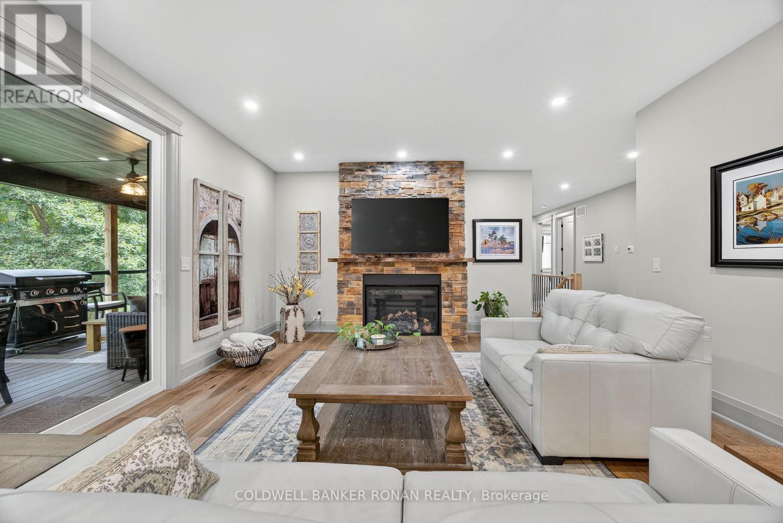 42 Elizabeth Street, New Tecumseth (Alliston), Ontario  L9R 1H7 - Photo 6 - N12389127
