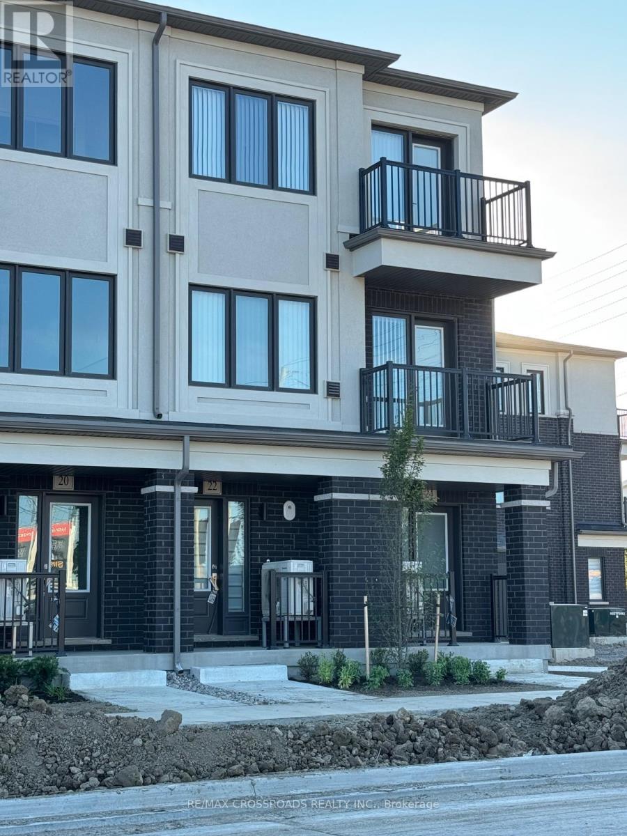 22 MATAWIN LANE, Richmond Hill, Ontario