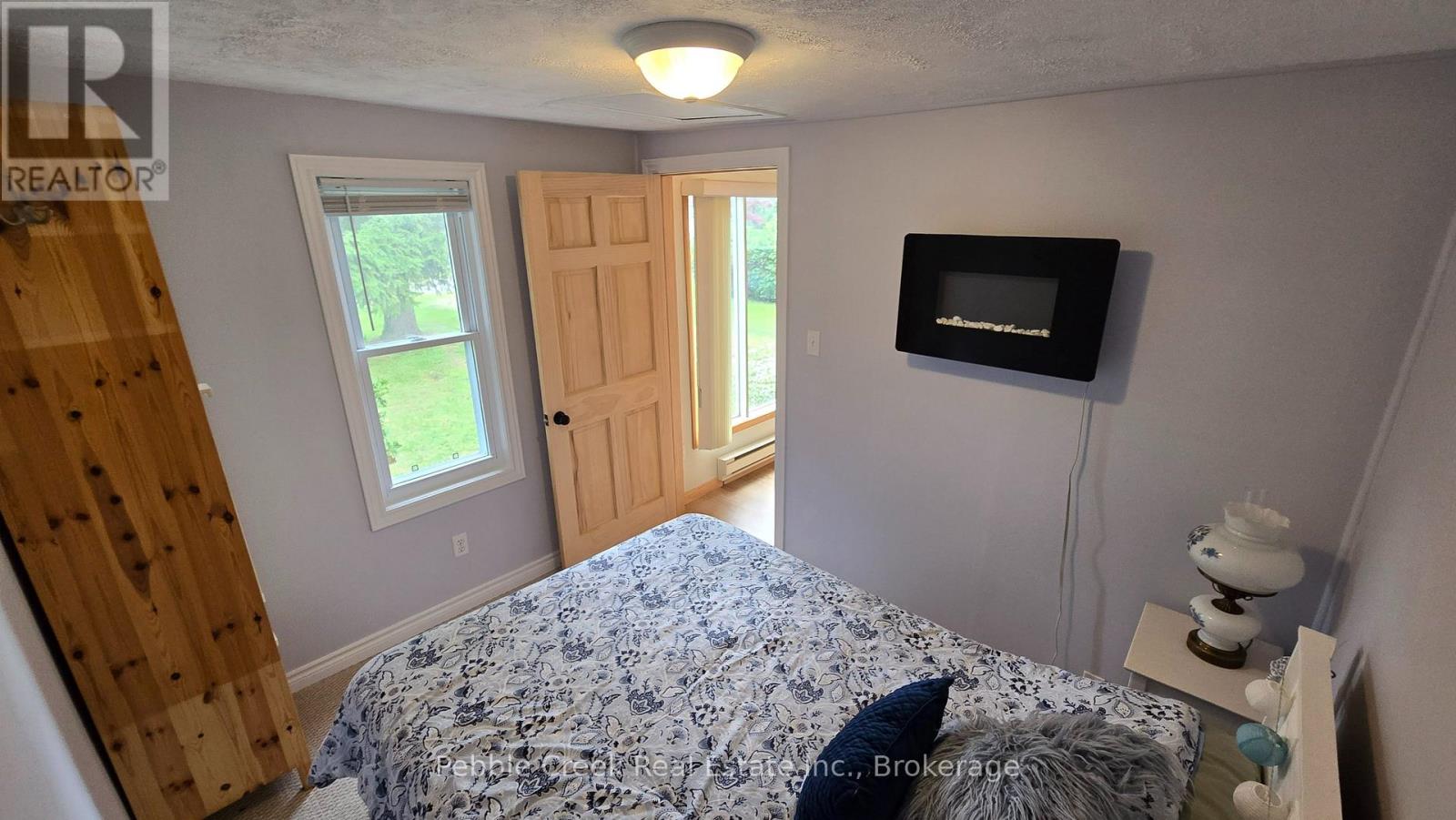 6 Park Road, Goderich, Ontario  N7A 3X8 - Photo 7 - X12377355