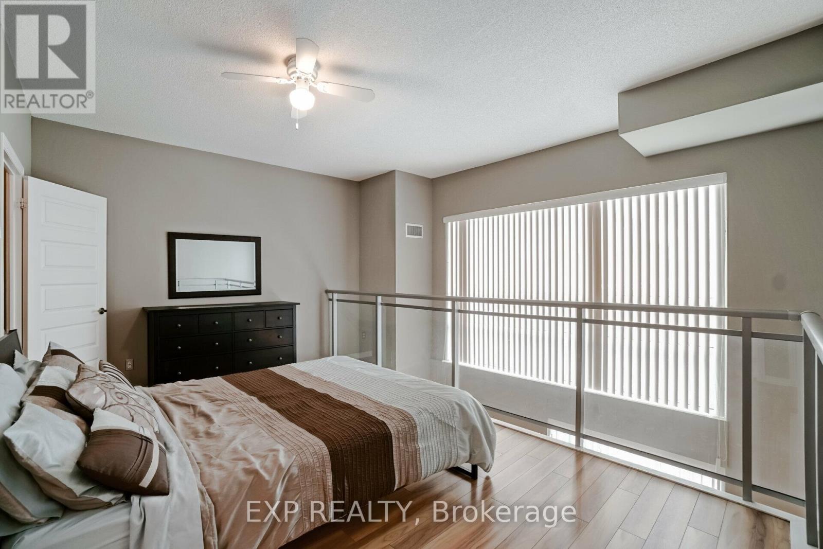 208 - 215 Queen Street E, Brampton, Ontario  L6W 0A9 - Photo 19 - W12389041