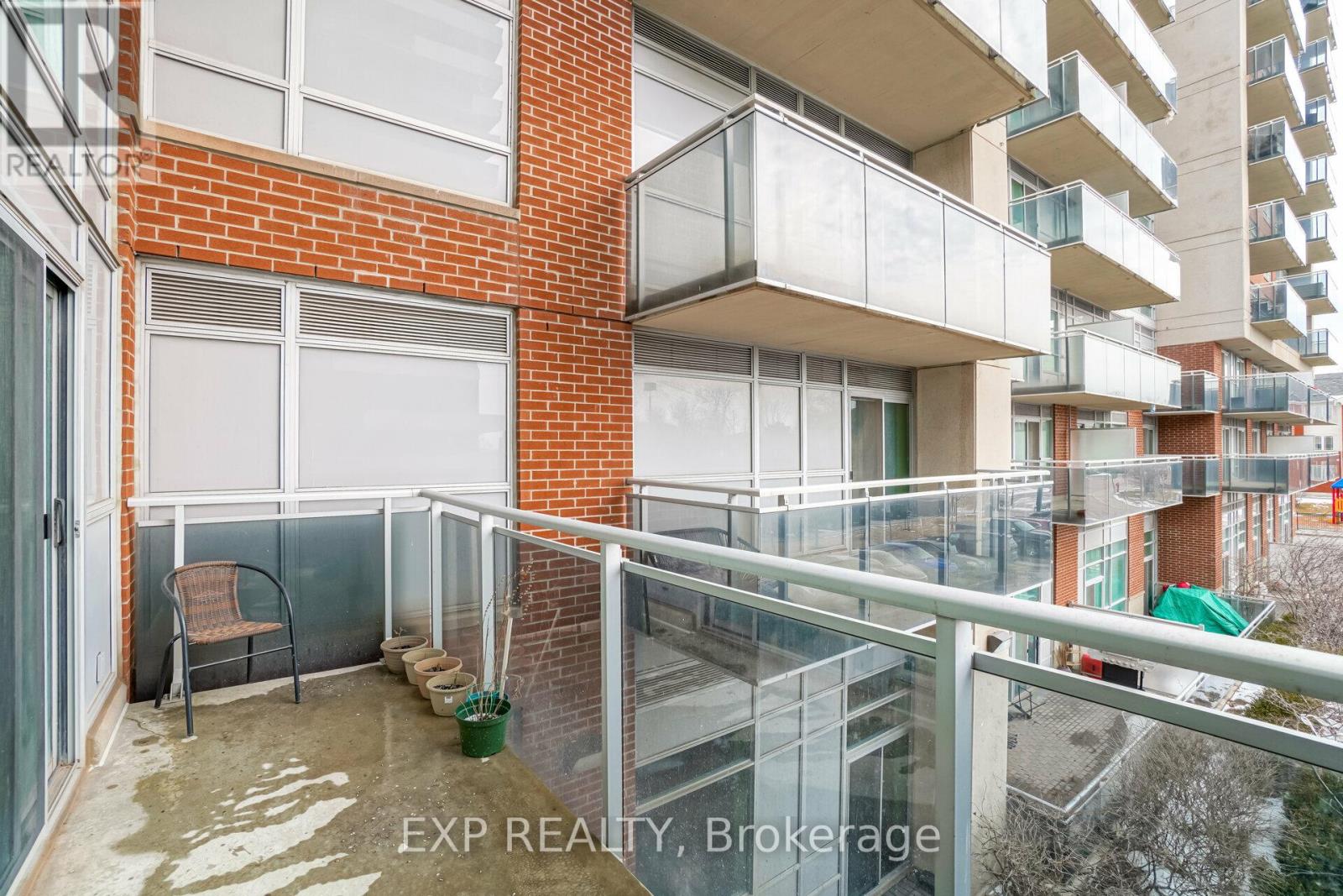 208 - 215 Queen Street E, Brampton, Ontario  L6W 0A9 - Photo 25 - W12389041