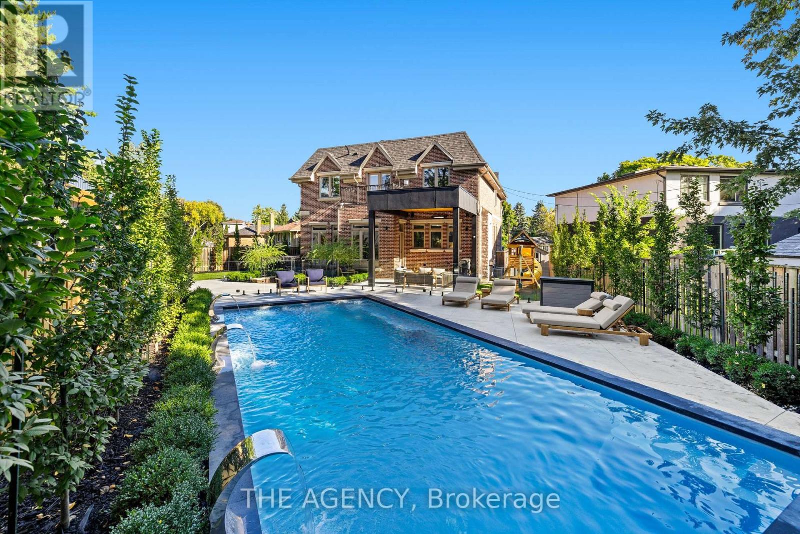 11 BURROWS AVENUE, Toronto, Ontario