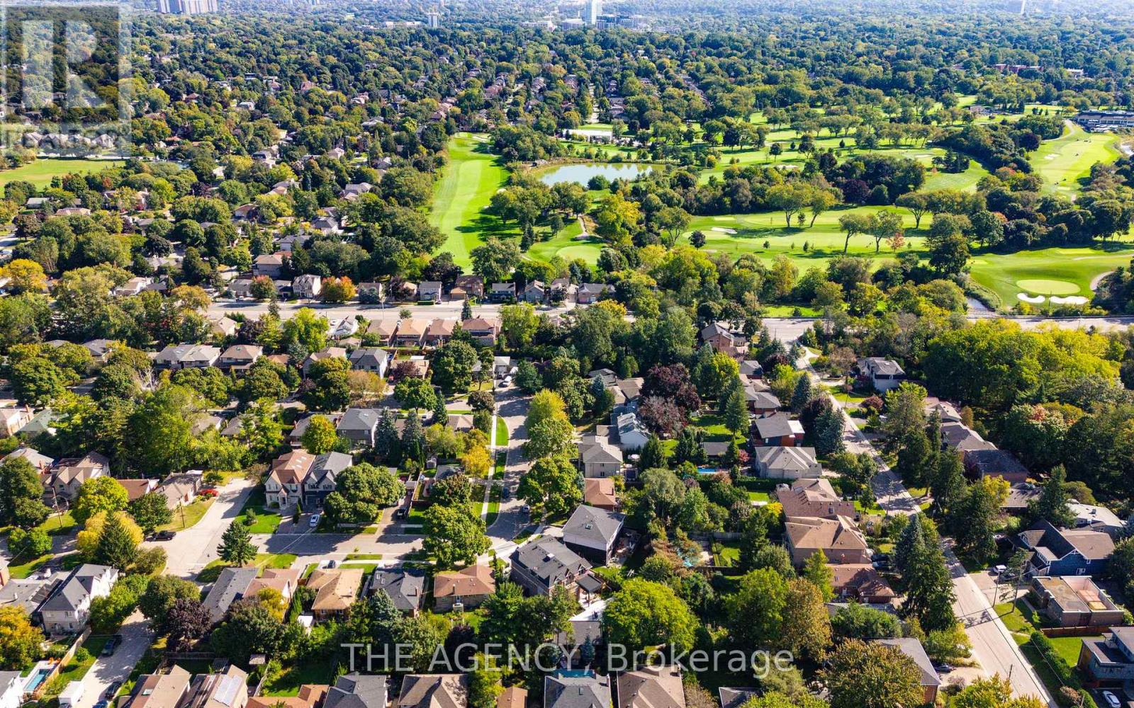 11 Burrows Avenue, Toronto, Ontario  M9B 4W8 - Photo 40 - W12389066
