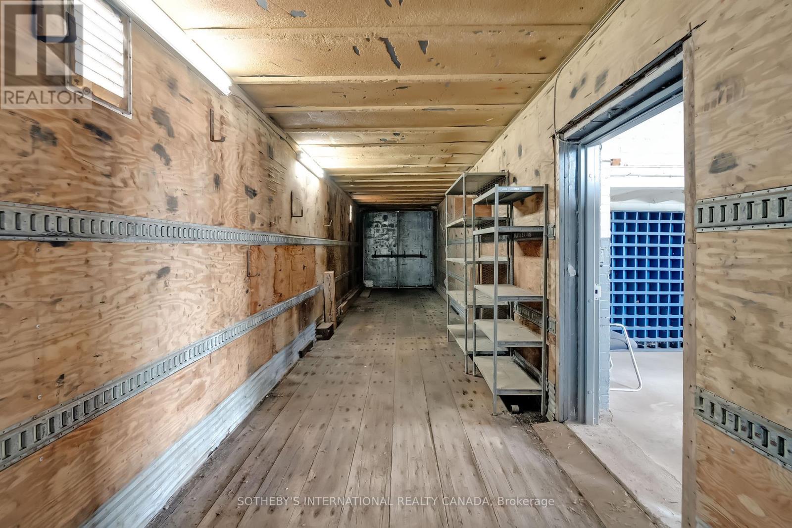 3 - 1505 Speers Road, Oakville, Ontario  L6L 2X5 - Photo 6 - W12389102