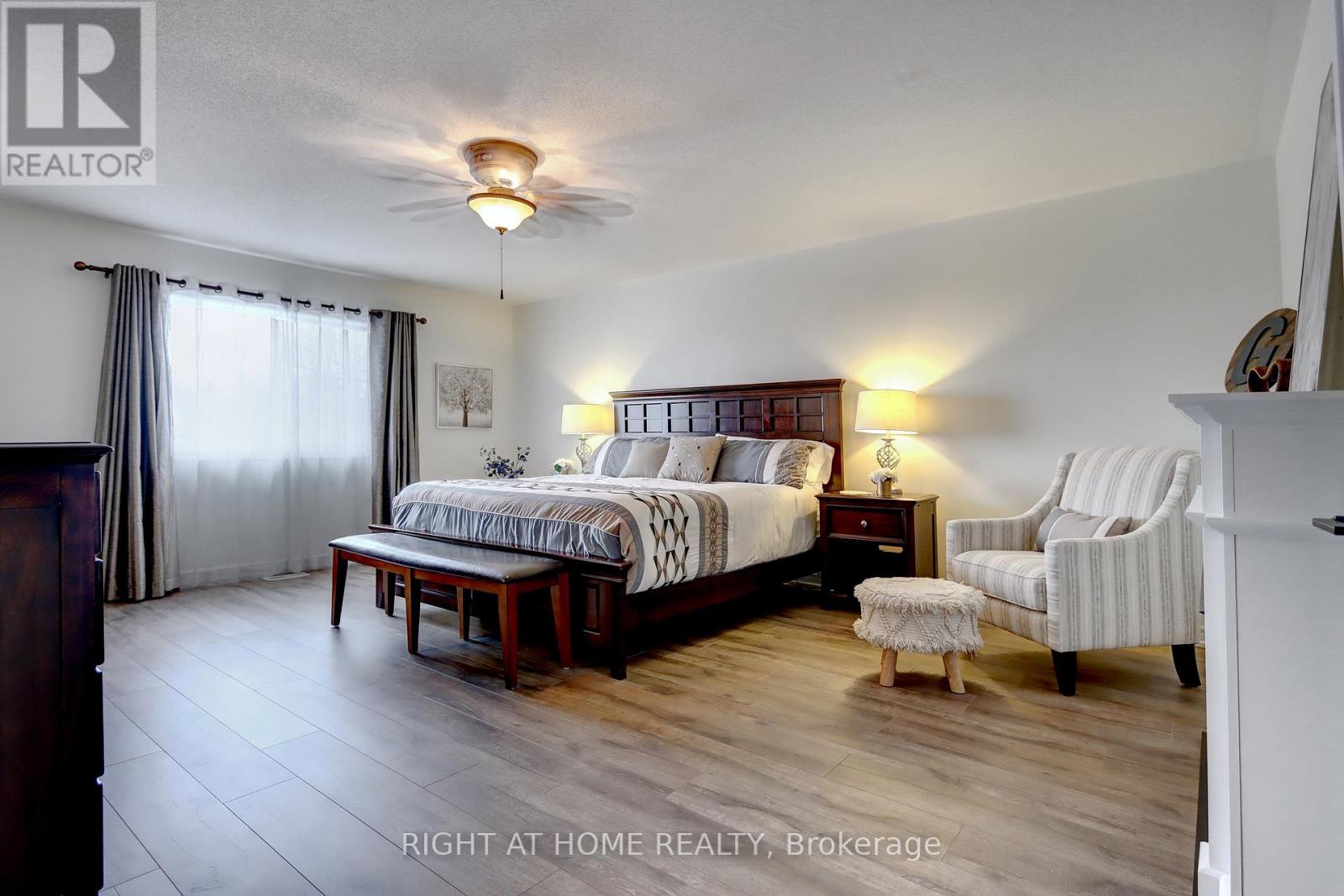10 Berton Boulevard, Halton Hills (Georgetown), Ontario  L7G 6A5 - Photo 21 - W12389106