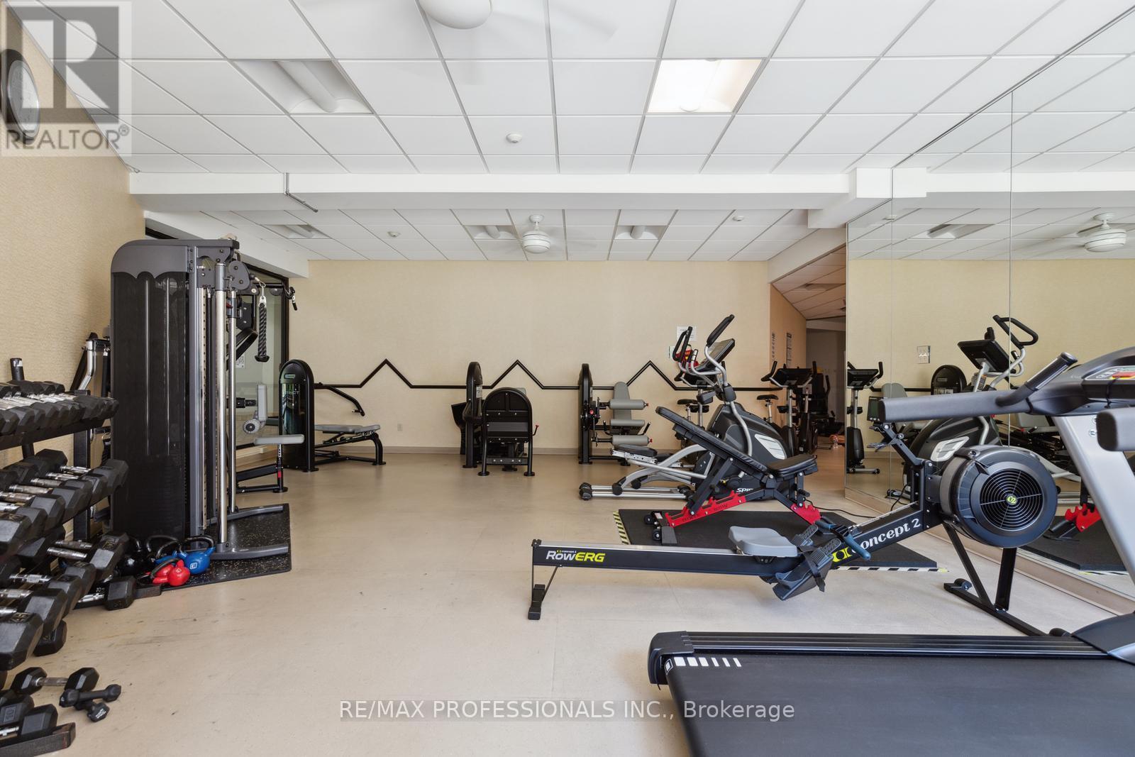 E5 - 296 Mill Road, Toronto (Markland Wood), Ontario  M9C 4X8 - Photo 44 - W12389123