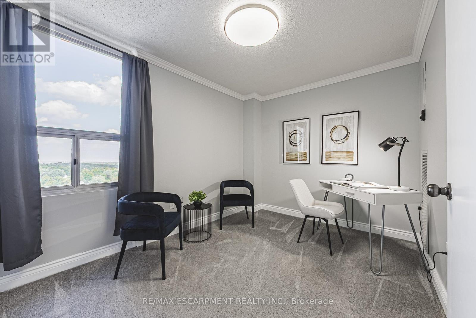 1403 - 2055 Upper Middle Road, Burlington, Ontario  L7P 3P4 - Photo 13 - W12389152