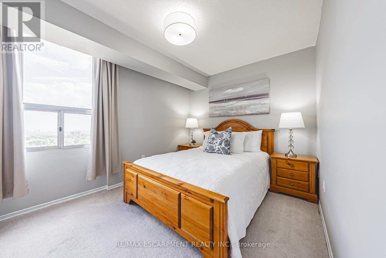 1403 - 2055 Upper Middle Road, Burlington, Ontario  L7P 3P4 - Photo 15 - W12389152