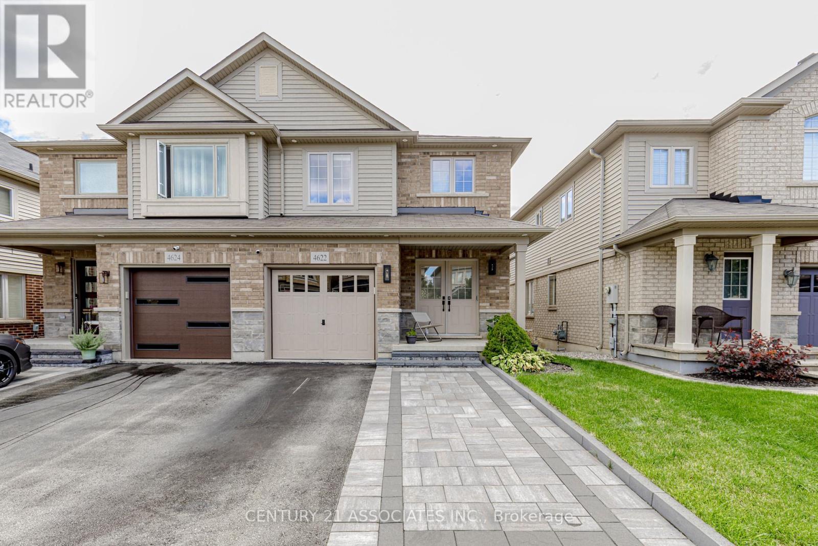 4622 Keystone Crescent, Burlington (Alton), Ontario  L7M 0L9 - Photo 1 - W12389181