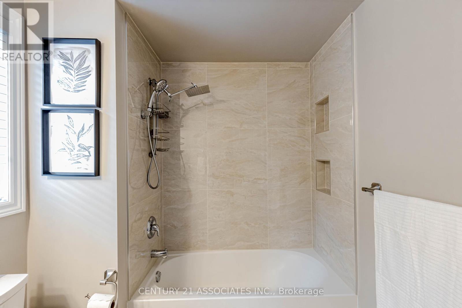 4622 Keystone Crescent, Burlington (Alton), Ontario  L7M 0L9 - Photo 16 - W12389181