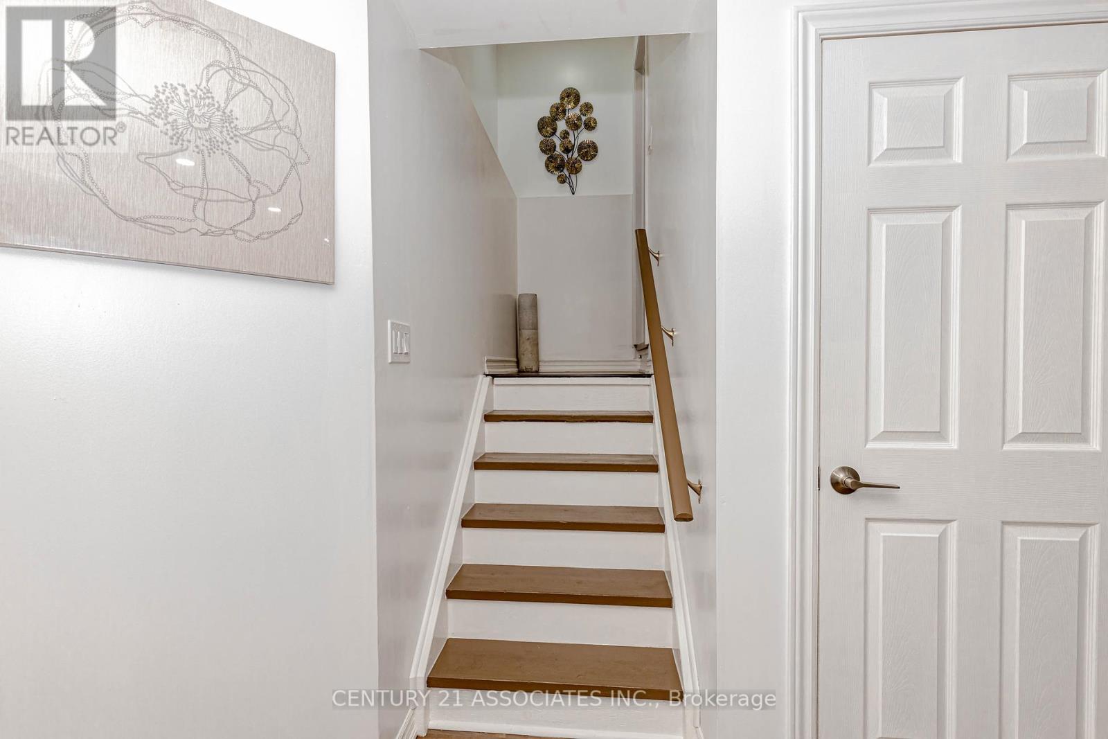 4622 Keystone Crescent, Burlington (Alton), Ontario  L7M 0L9 - Photo 22 - W12389181