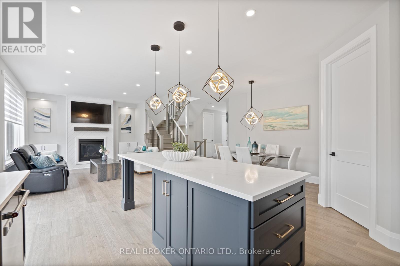 610 Conners Drive, North Perth, Ontario  N4W 0J3 - Photo 17 - X12389005