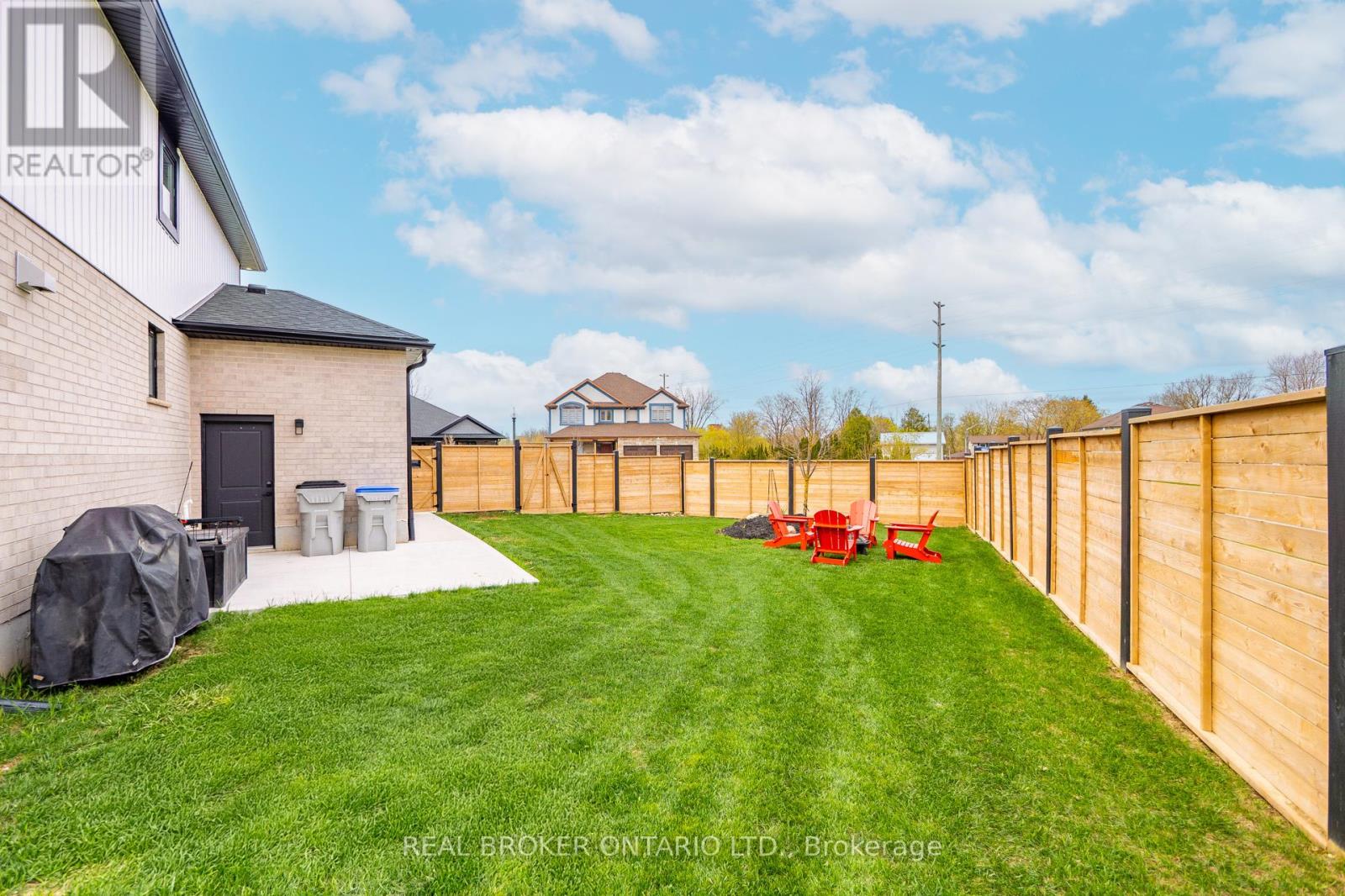 610 Conners Drive, North Perth, Ontario  N4W 0J3 - Photo 44 - X12389005