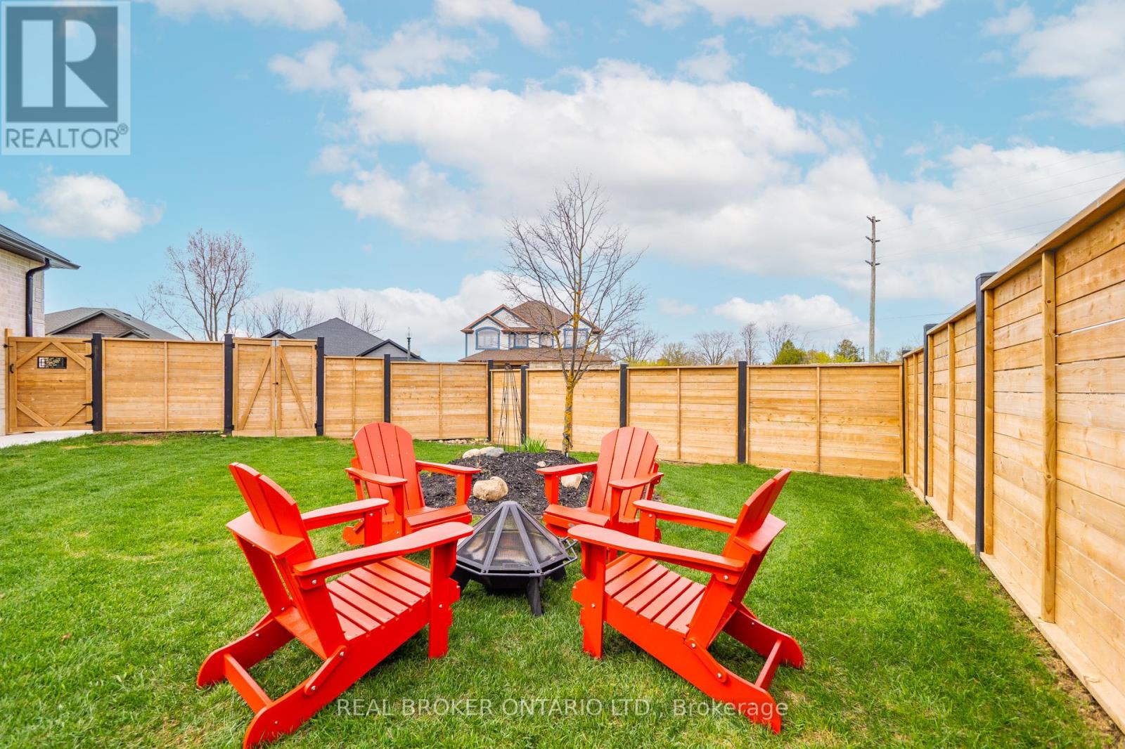 610 Conners Drive, North Perth, Ontario  N4W 0J3 - Photo 45 - X12389005