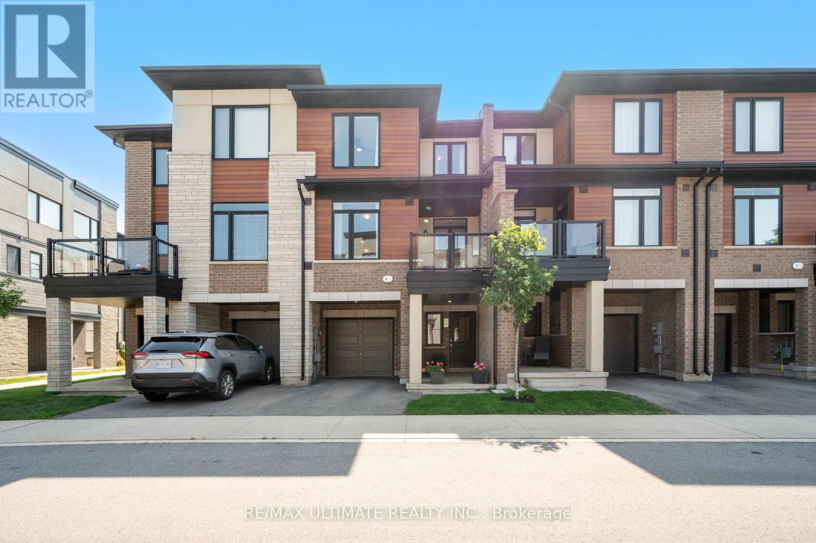 79 - 590 NORTH SERVICE ROAD, Hamilton, Ontario