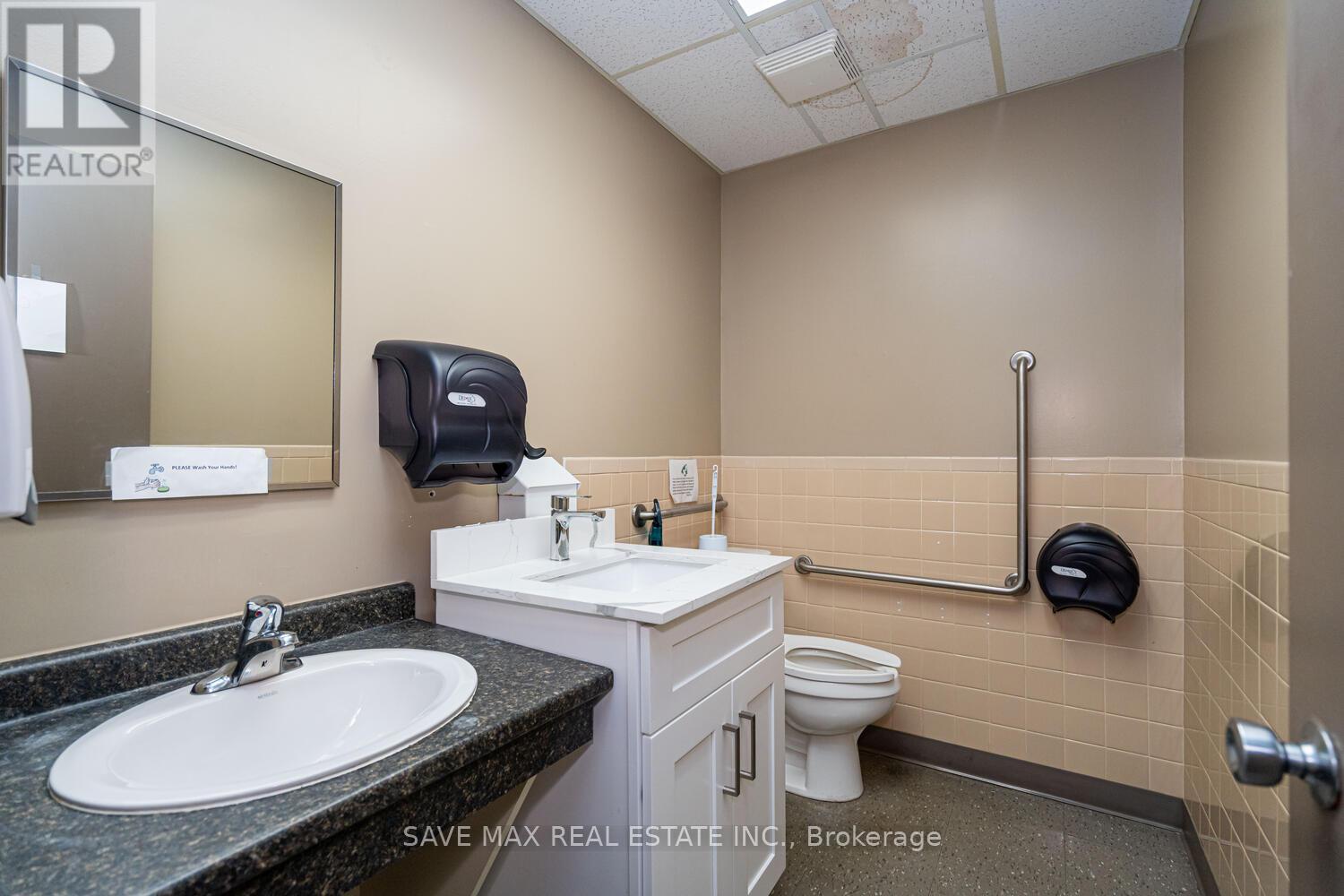 22 Albert Street, Norfolk, Ontario  N0E 1G0 - Photo 19 - X12389054