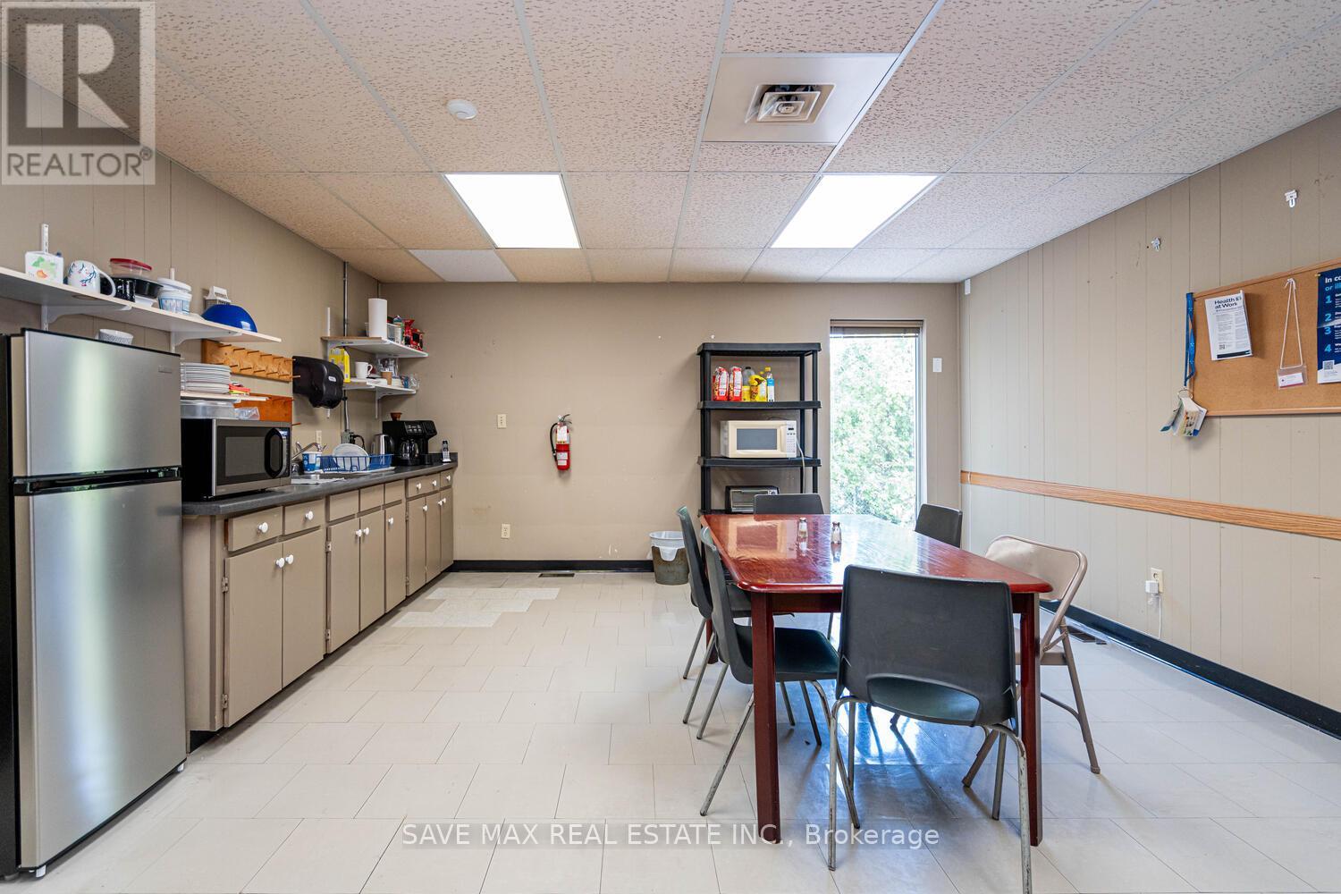 22 Albert Street, Norfolk, Ontario  N0E 1G0 - Photo 21 - X12389054