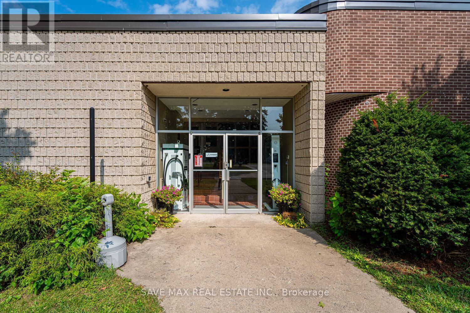 22 Albert Street, Norfolk, Ontario  N0E 1G0 - Photo 4 - X12389054