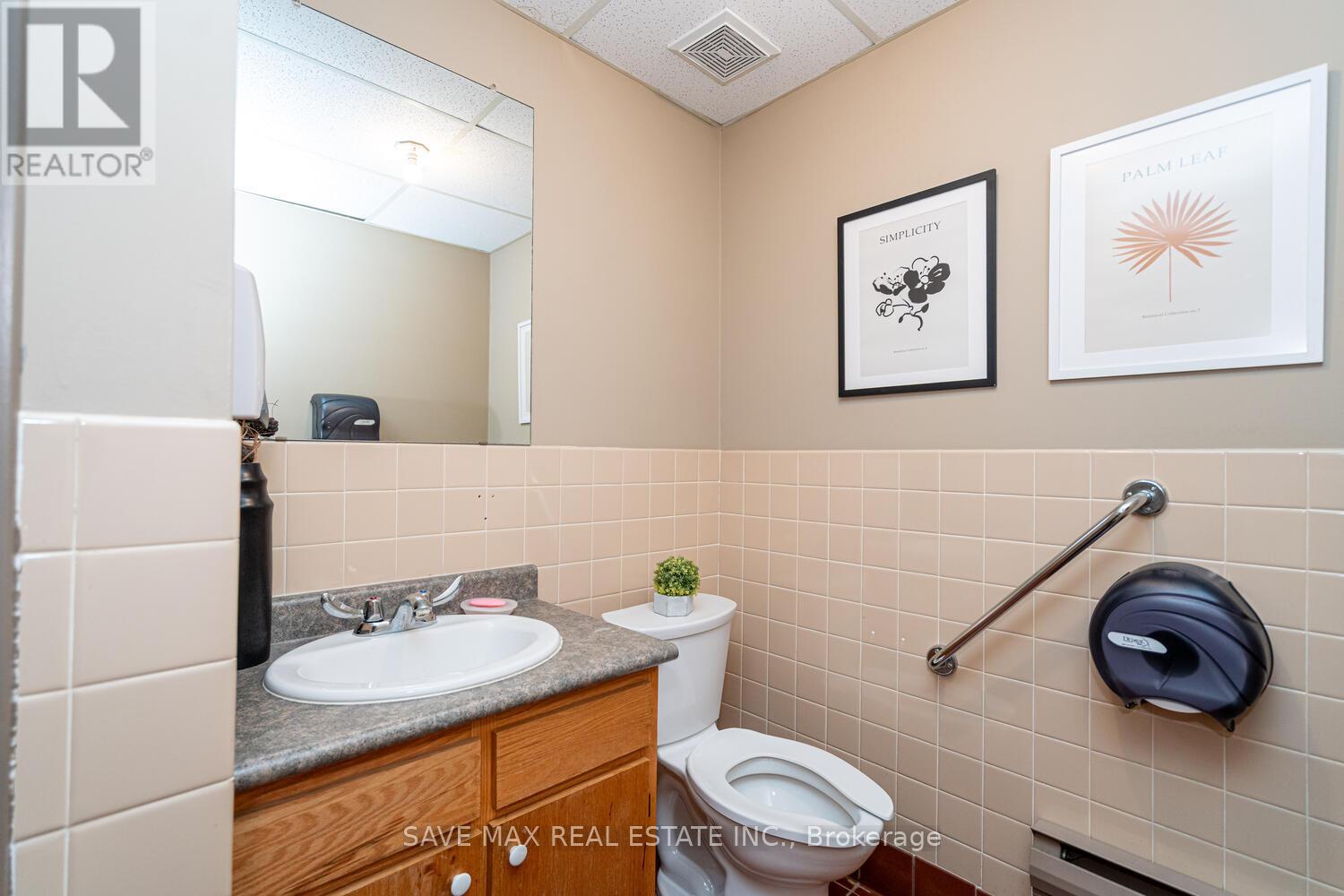 22 Albert Street, Norfolk, Ontario  N0E 1G0 - Photo 45 - X12389054