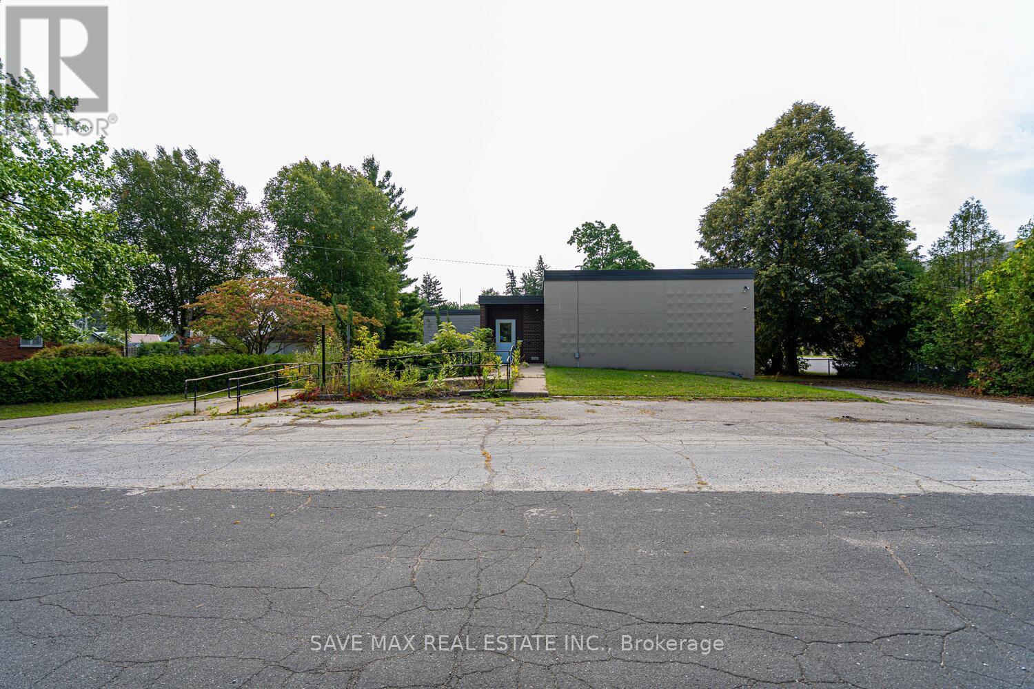 22 Albert Street, Norfolk, Ontario  N0E 1G0 - Photo 50 - X12389054