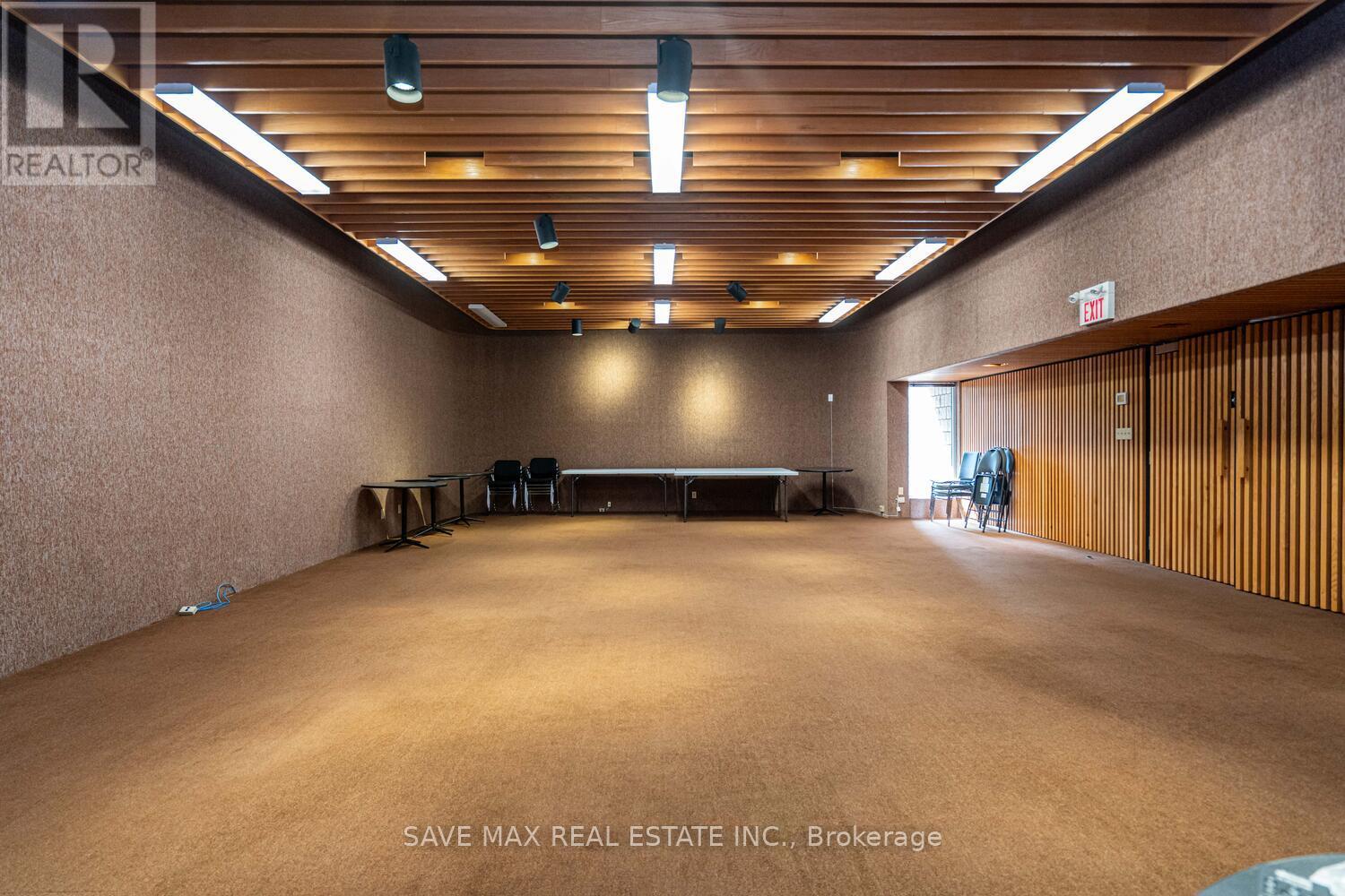 22 Albert Street, Norfolk, Ontario  N0E 1G0 - Photo 7 - X12389054