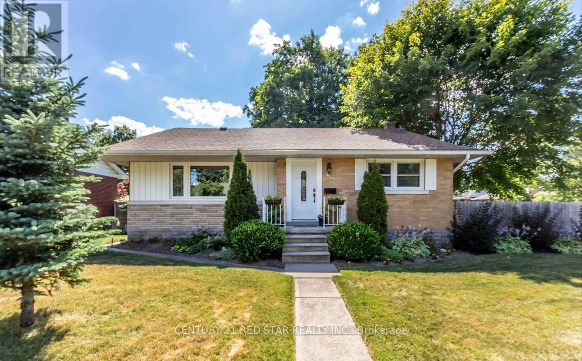 Property at 107 ELLIS CRESCENT S image 1
