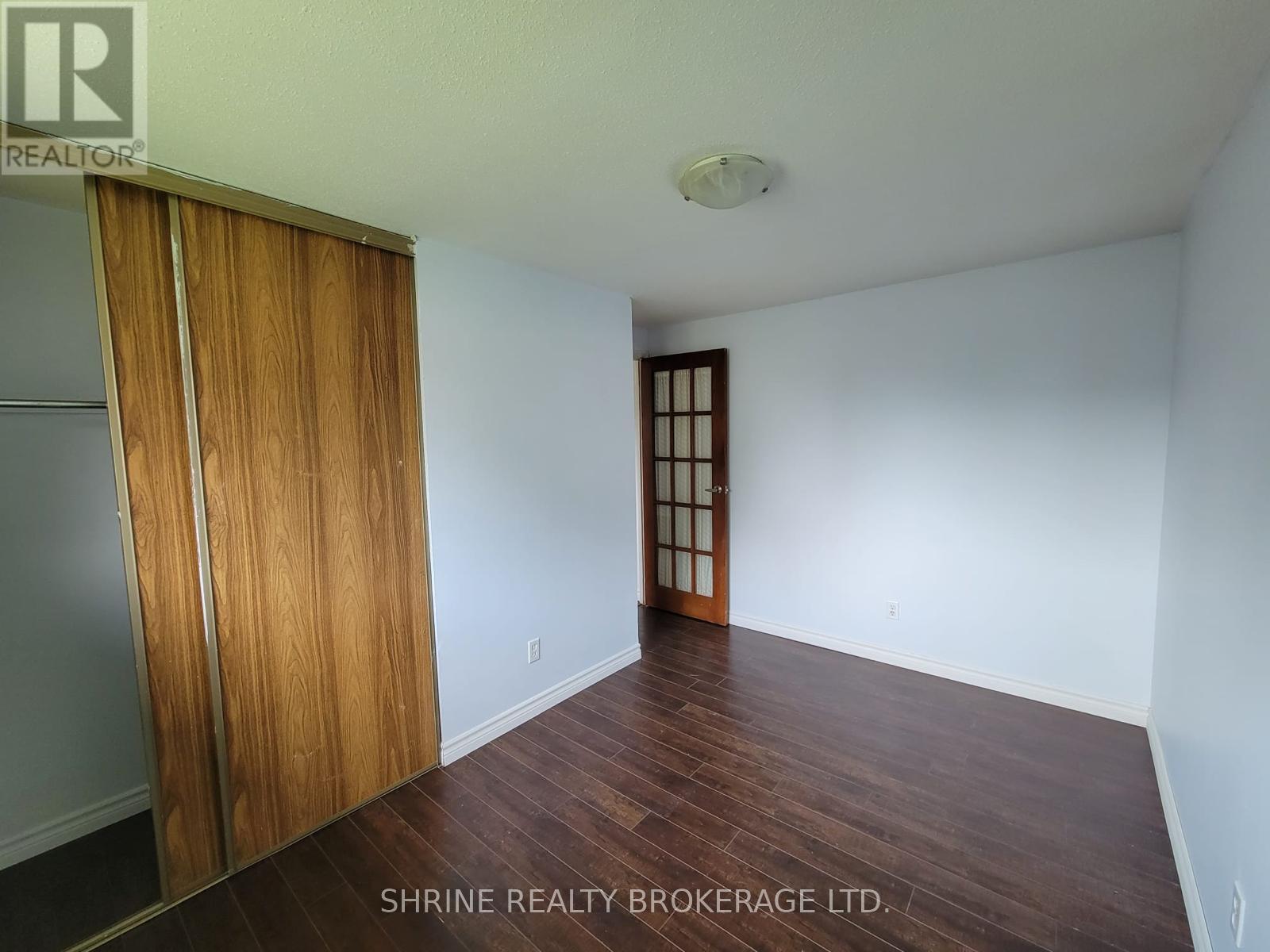 5 Caprice Crescent, London East (East I), Ontario  N5V 3L8 - Photo 7 - X12372864