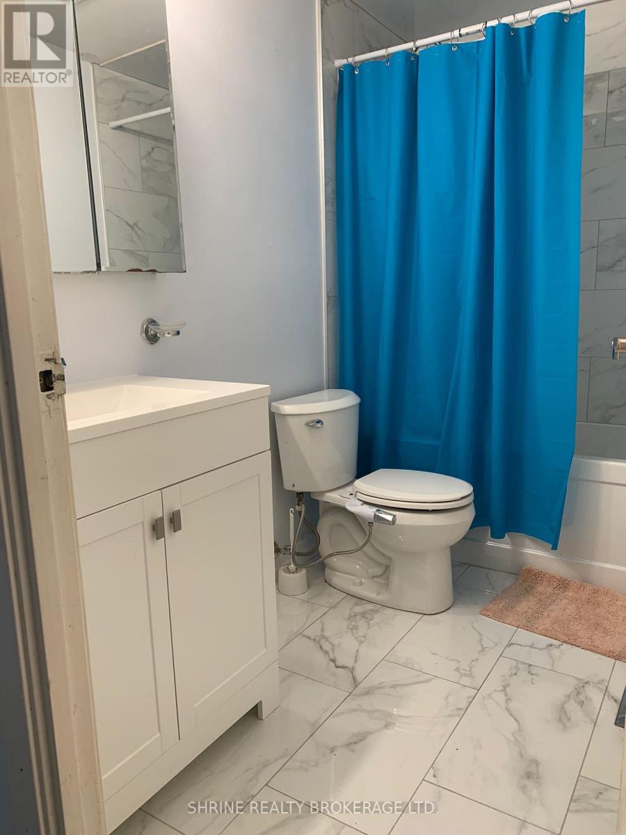 5 Caprice Crescent, London East (East I), Ontario  N5V 3L8 - Photo 8 - X12372864