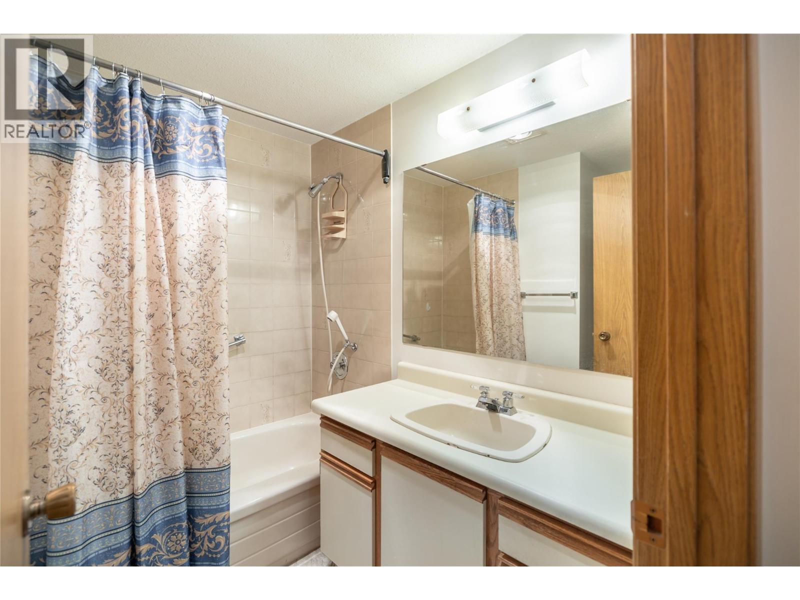 1055 Glenwood Avenue Unit# 109, Kelowna, British Columbia  V1Y 5M8 - Photo 18 - 10361856