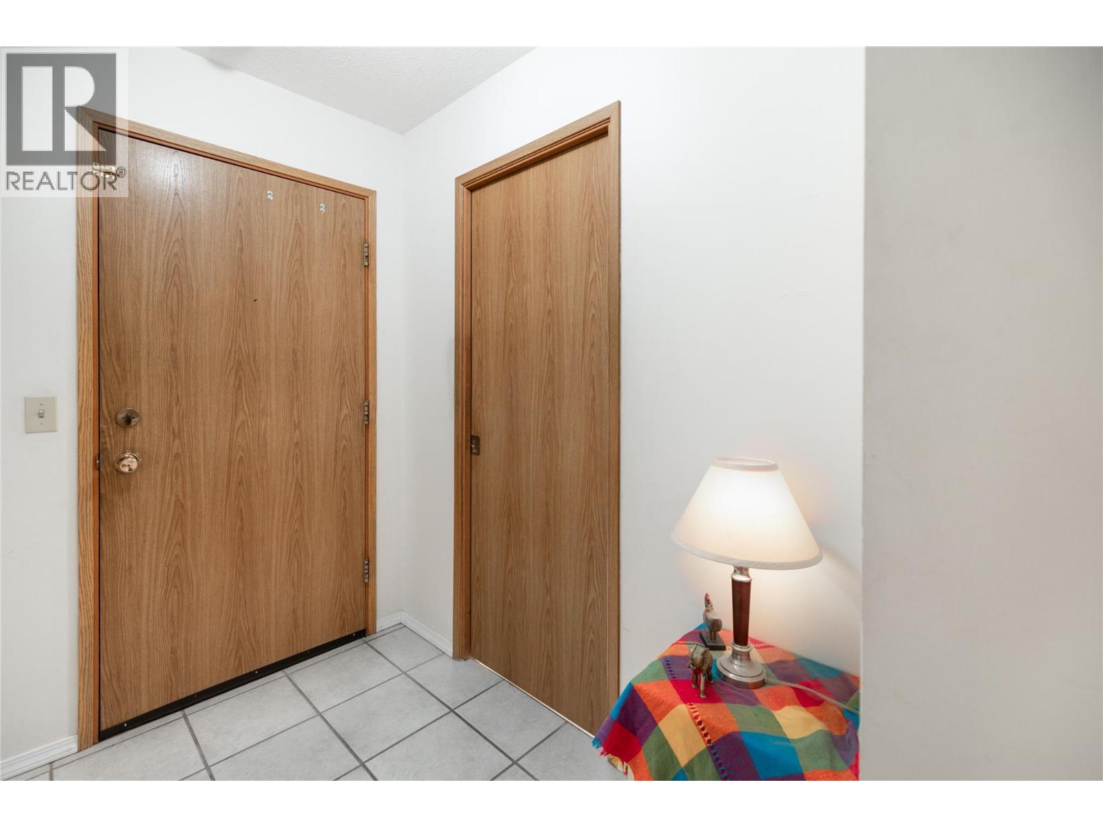 1055 Glenwood Avenue Unit# 109, Kelowna, British Columbia  V1Y 5M8 - Photo 4 - 10361856