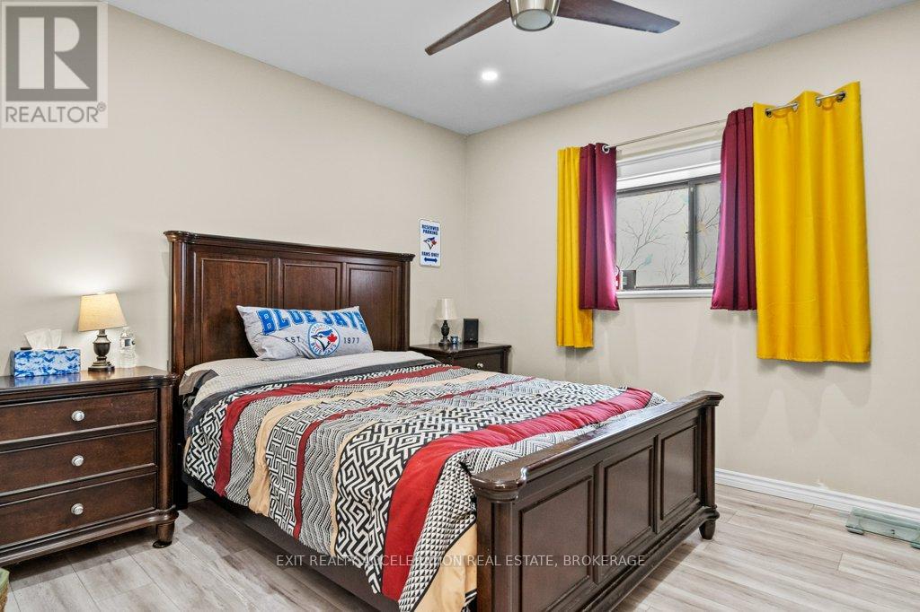 108 Dundas Street, Deseronto, Ontario  K0K 1X0 - Photo 10 - X12389387