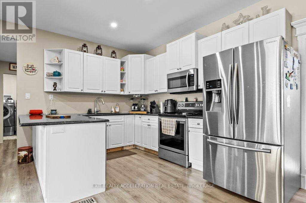 108 Dundas Street, Deseronto, Ontario  K0K 1X0 - Photo 20 - X12389387