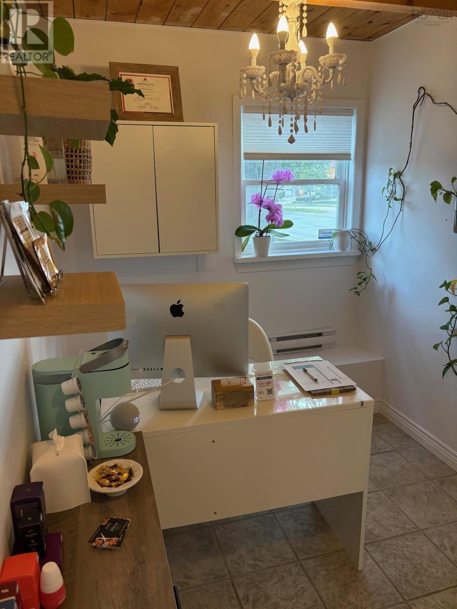 1460 Bedford Highway, Bedford, Nova Scotia  B4A 1E4 - Photo 4 - 202522701