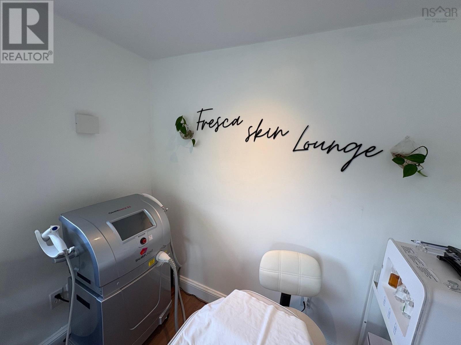 1460 Bedford Highway, Bedford, Nova Scotia  B4A 1E4 - Photo 1 - 202522701