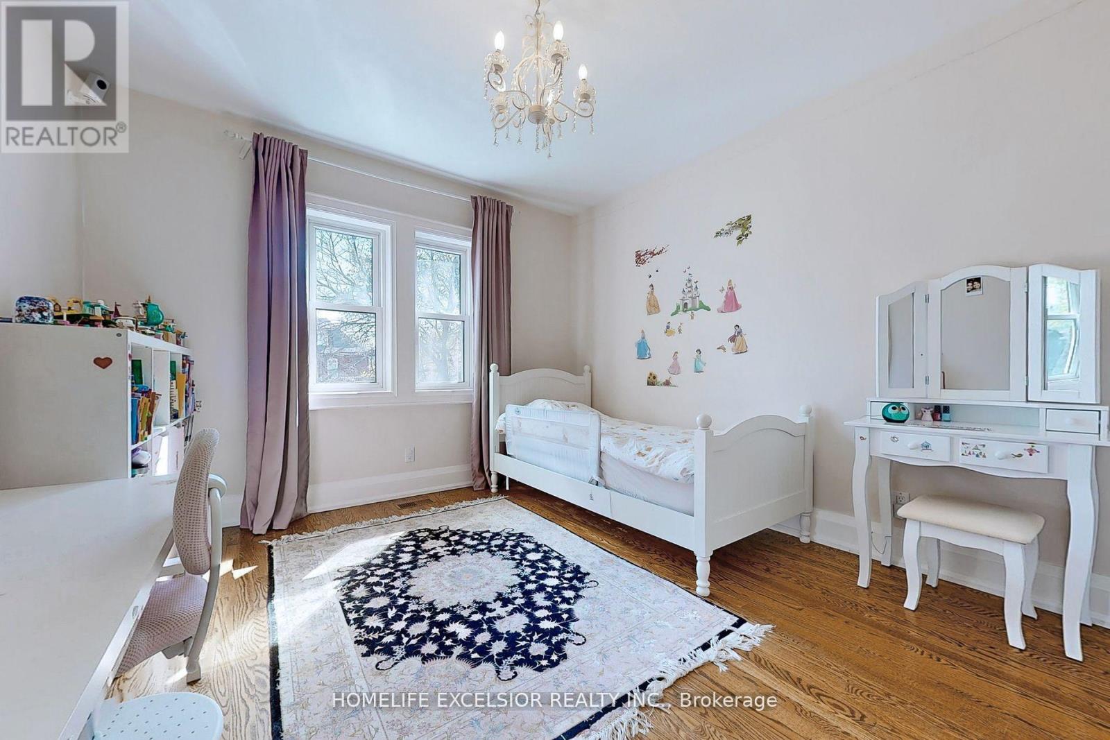 33 Braemar Avenue, Toronto, Ontario  M5P 2L1 - Photo 25 - C12389243