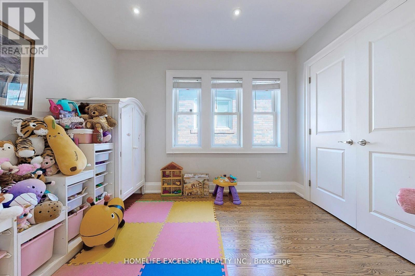 33 Braemar Avenue, Toronto, Ontario  M5P 2L1 - Photo 27 - C12389243