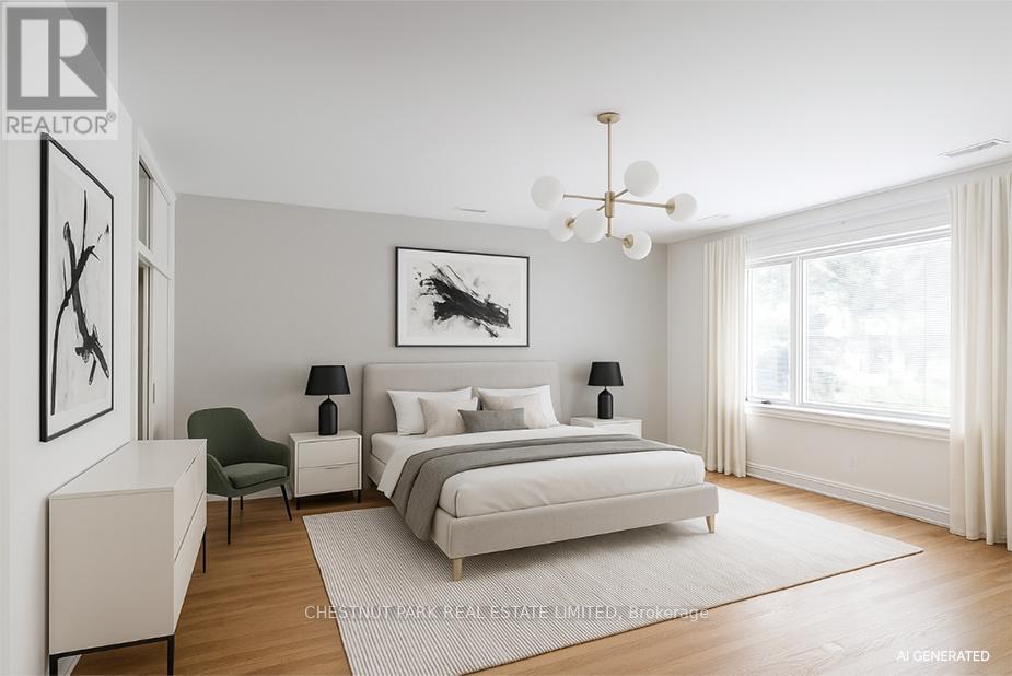 5 Stratheden Road, Toronto, Ontario  M4N 1E2 - Photo 12 - C12389269