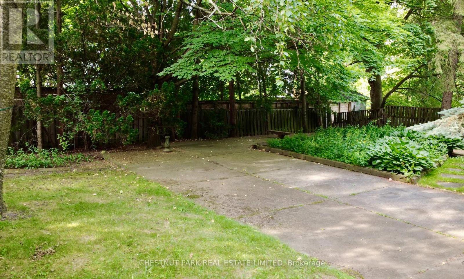 5 Stratheden Road, Toronto, Ontario  M4N 1E2 - Photo 15 - C12389269