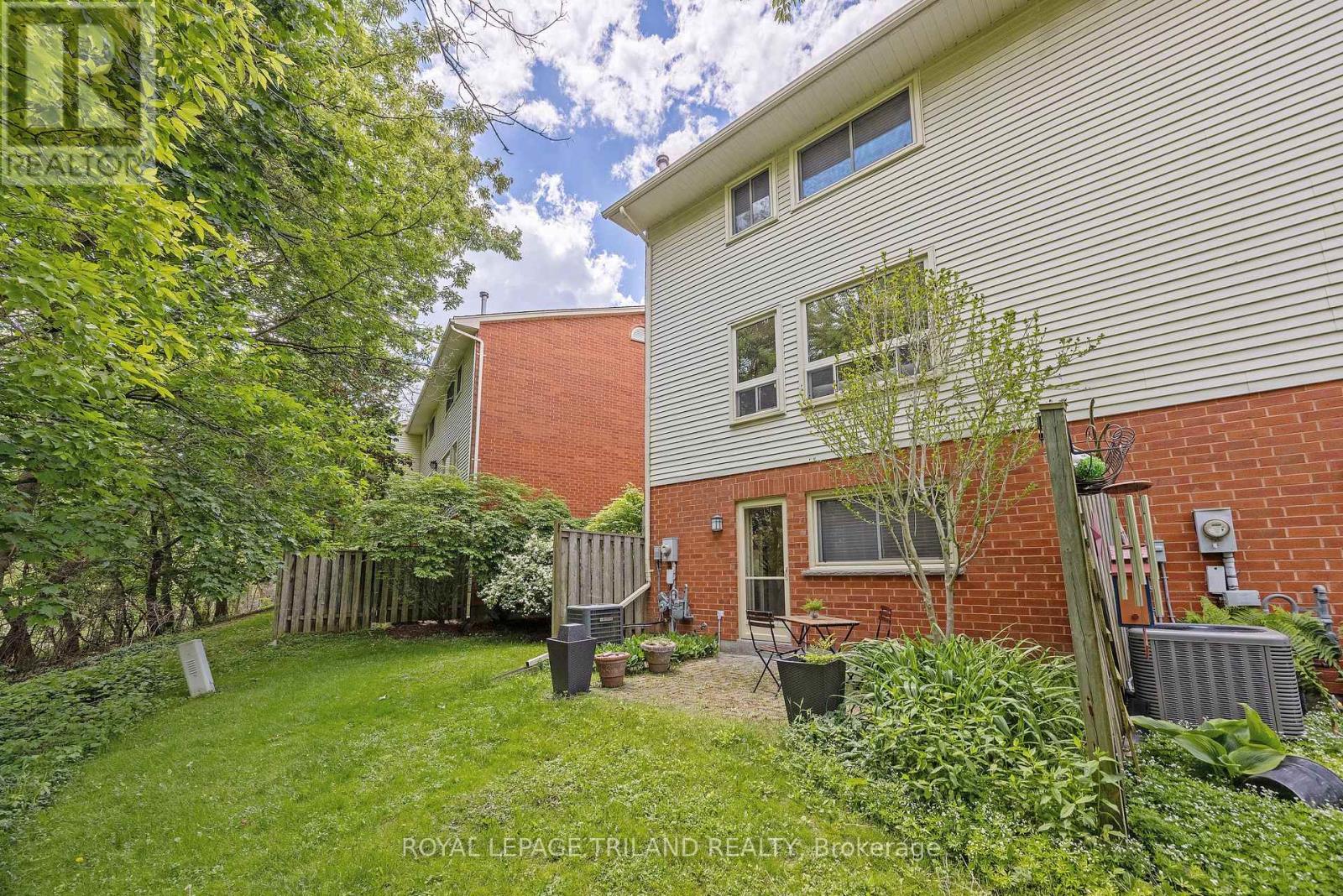 23 - 683 Windermere Road, London North (North G), Ontario  N5X 3T9 - Photo 32 - X12389338