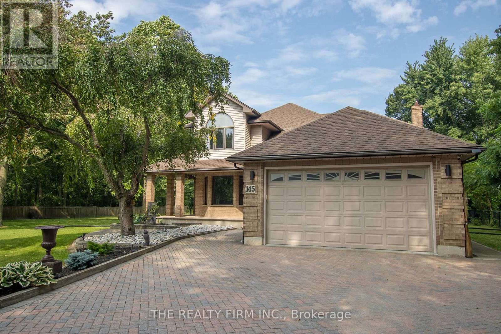 145 Walker Street, West Elgin, Ontario  N0L 2P0 - Photo 2 - X12389377
