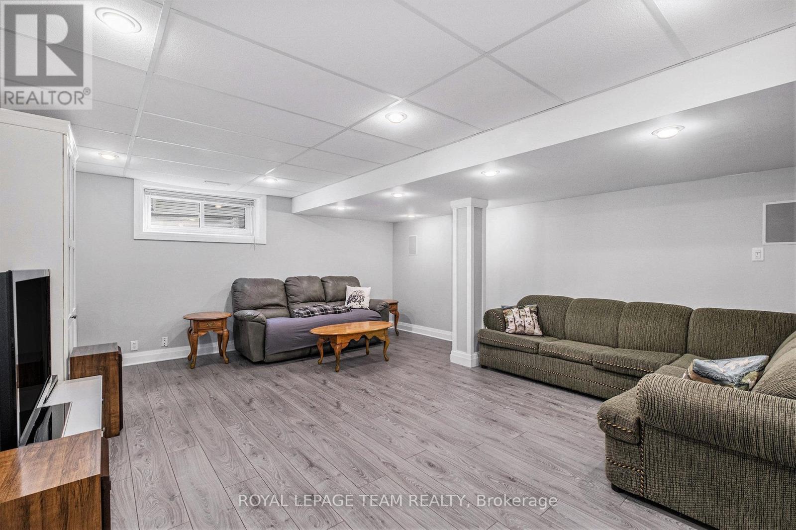 34 Rochelle Drive, Ottawa, Ontario  K0A 2Z0 - Photo 29 - X12389344