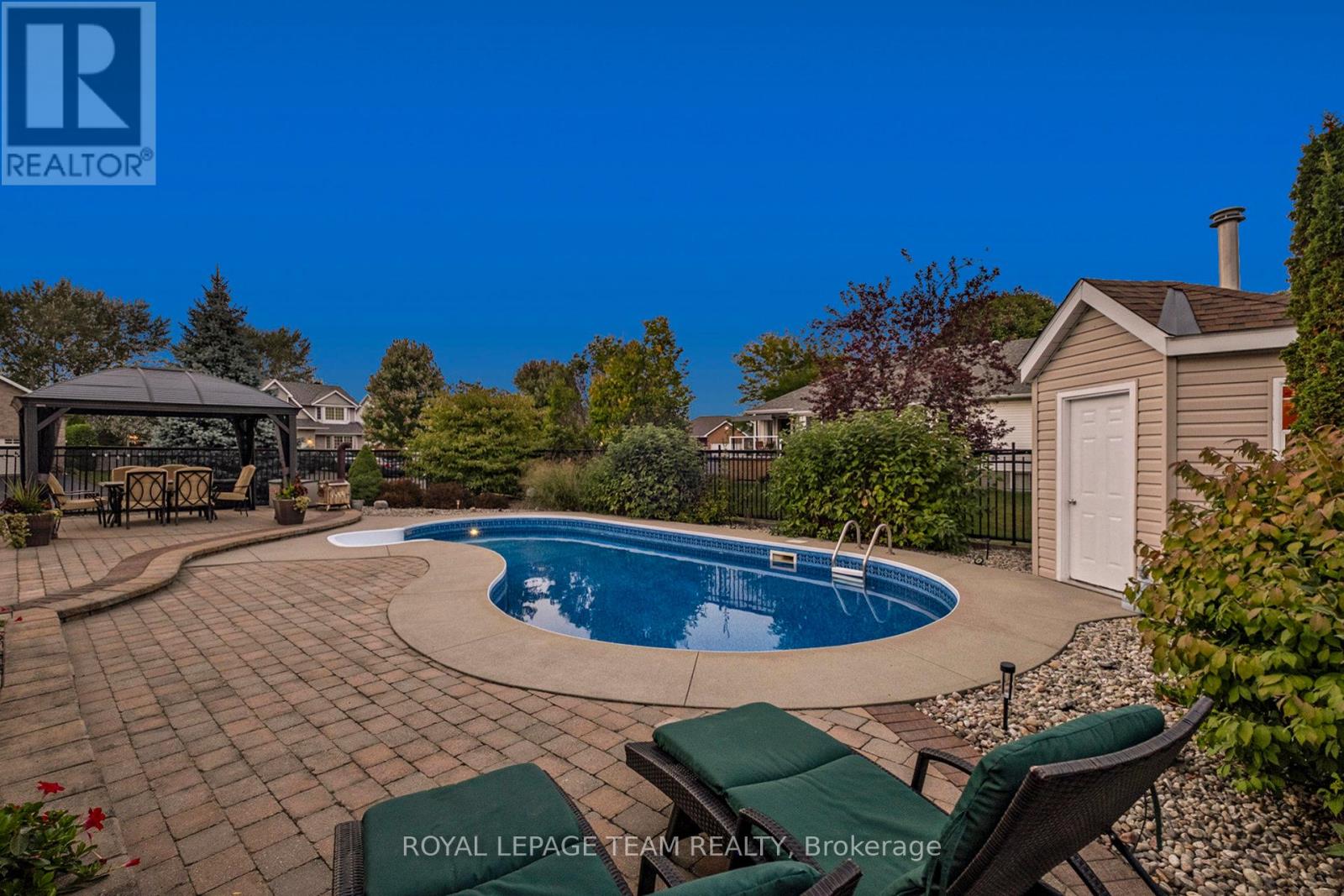 34 Rochelle Drive, Ottawa, Ontario  K0A 2Z0 - Photo 40 - X12389344