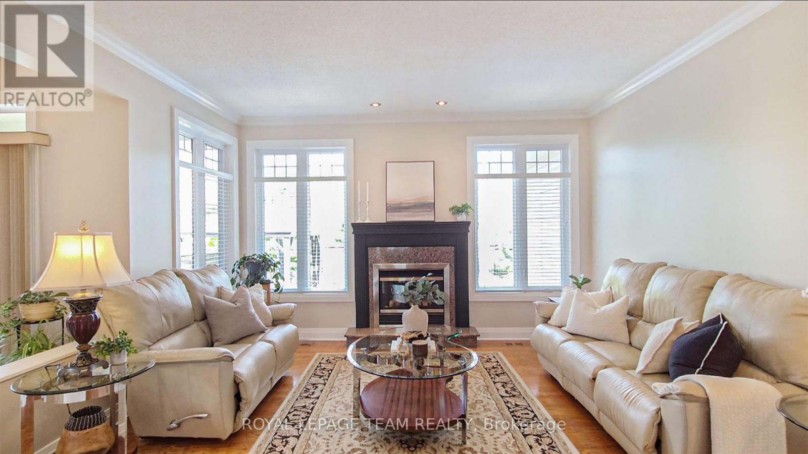 34 Rochelle Drive, Ottawa, Ontario  K0A 2Z0 - Photo 5 - X12389344