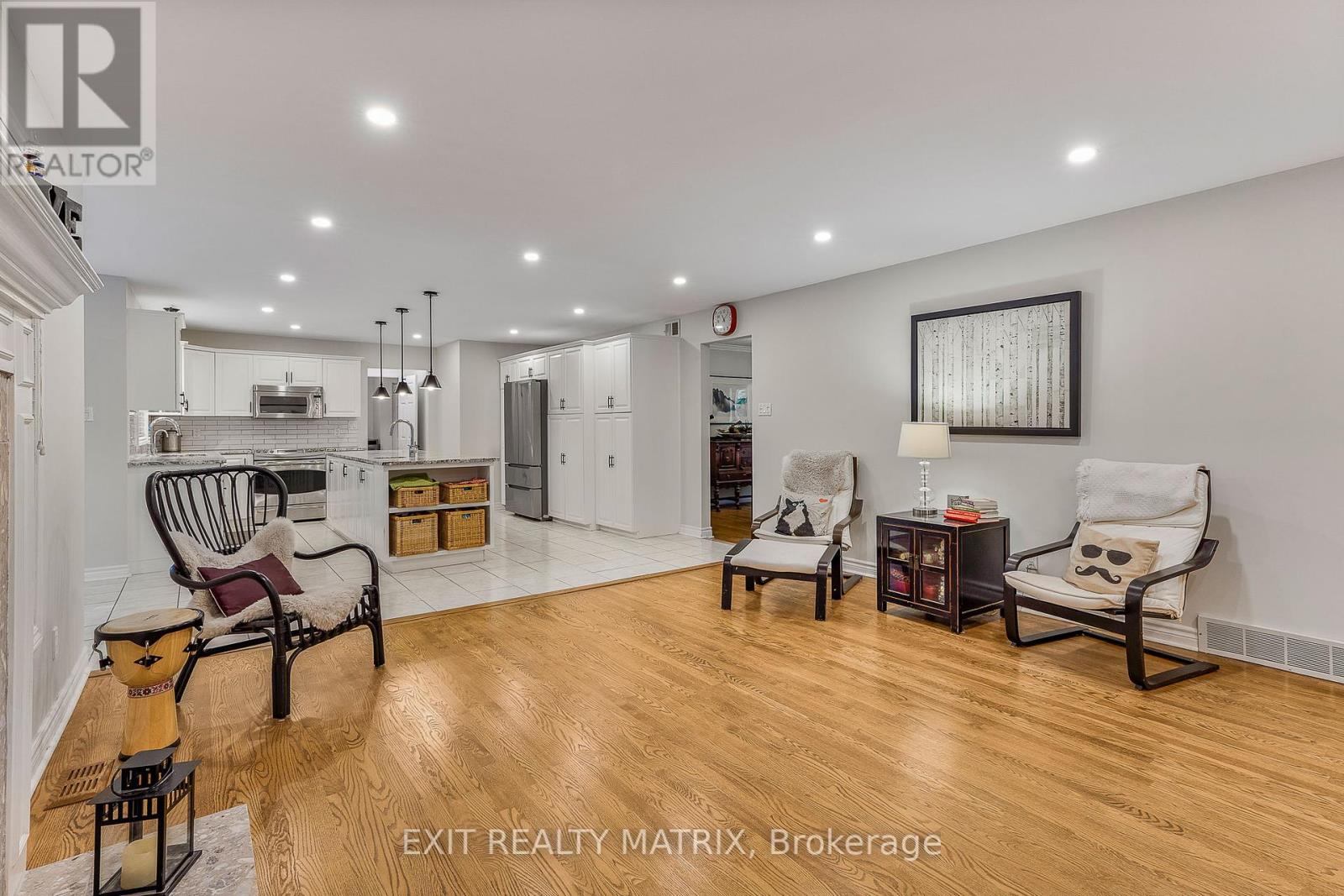 6343 Deermeadow Drive, Ottawa, Ontario  K4P 1M9 - Photo 13 - X12389394