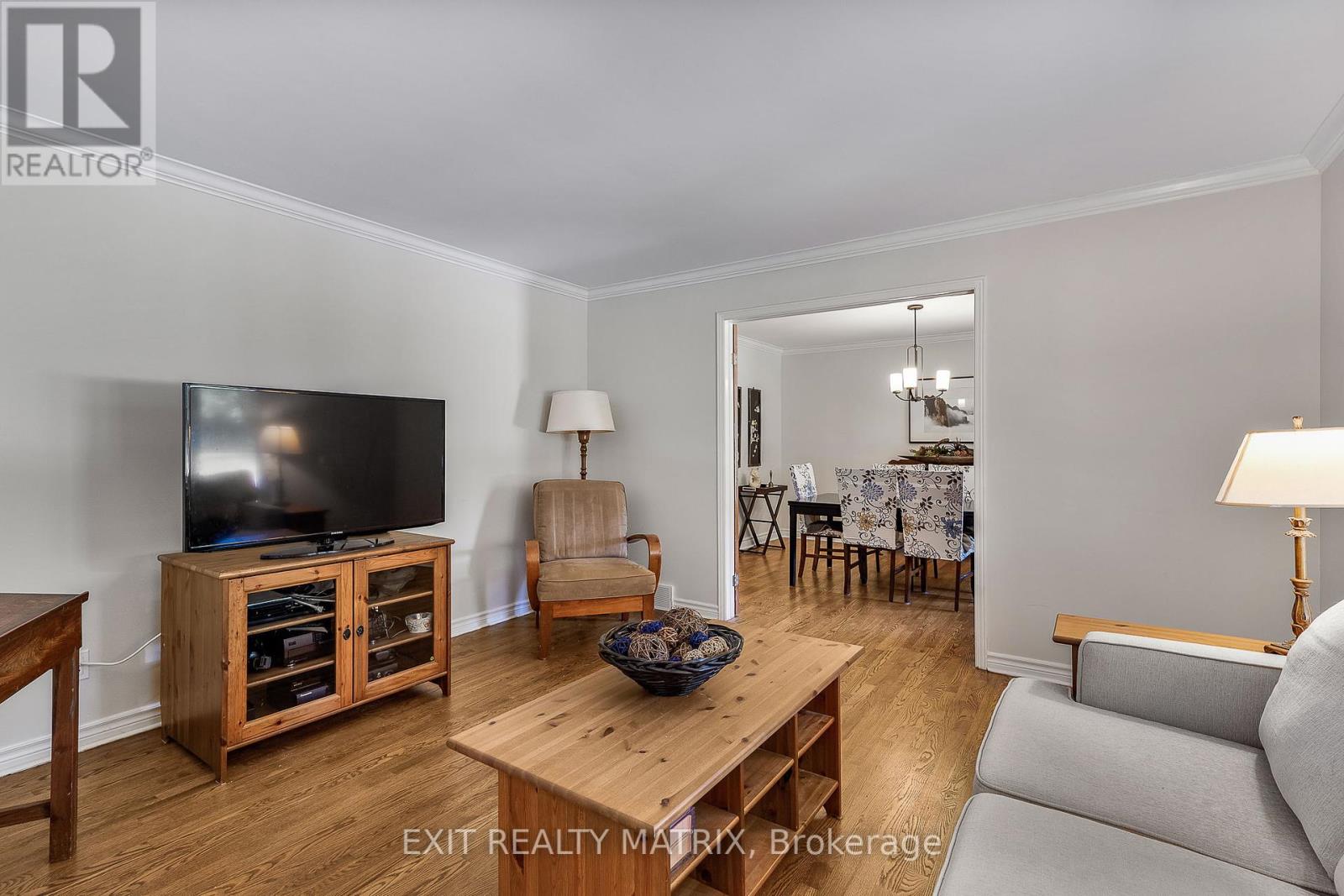 6343 Deermeadow Drive, Ottawa, Ontario  K4P 1M9 - Photo 6 - X12389394