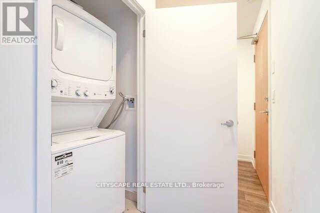 1507 - 2520 Eglinton Avenue W, Mississauga, Ontario  L5M 0Y9 - Photo 16 - W12388879